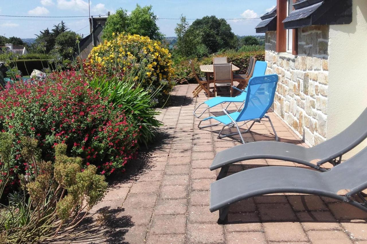 Nice Holiday Home With Beautiful Garden, Paimpol Exterior foto